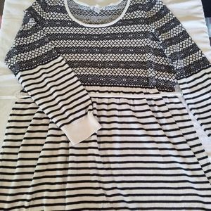 Motherhood 2x Maternity Sweater Tunic